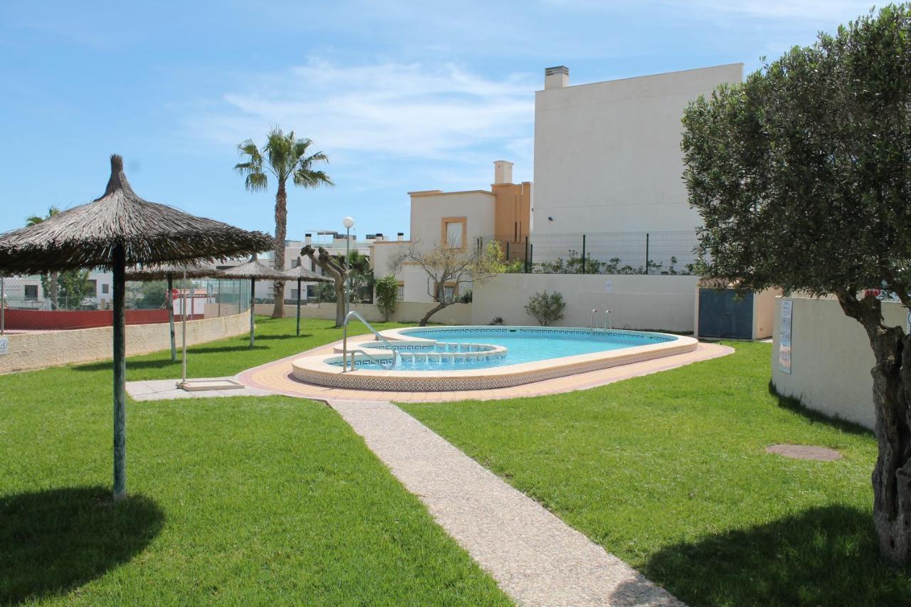High Tech Navia Spanien Daire Orihuela